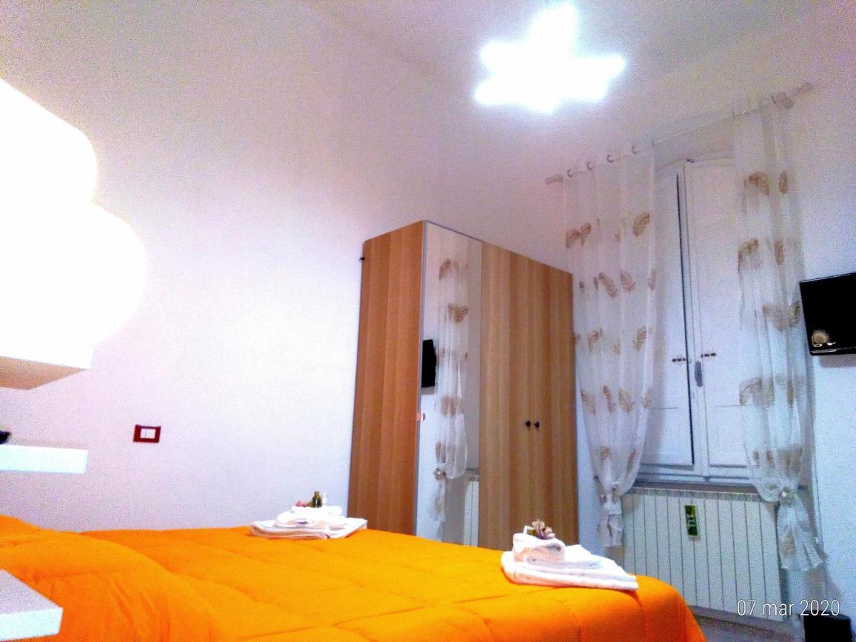 Bedroom Matteucci Pensionat Pisa